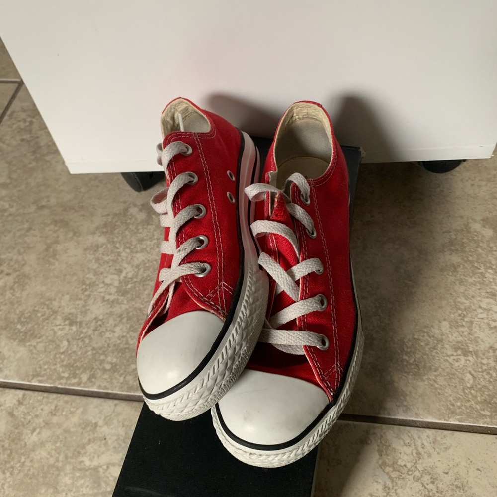 Converse - Picture 3 of 4